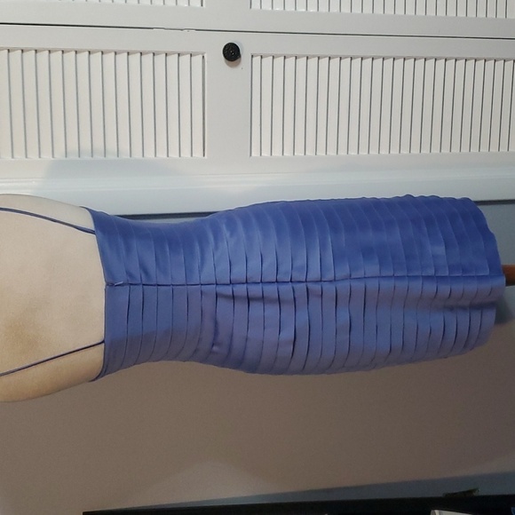 NWOT JS COLLECTION PERIWINKLE TIERED FORMAL W/WO STRAPS BUILT IN BRA - Picture 4 of 16